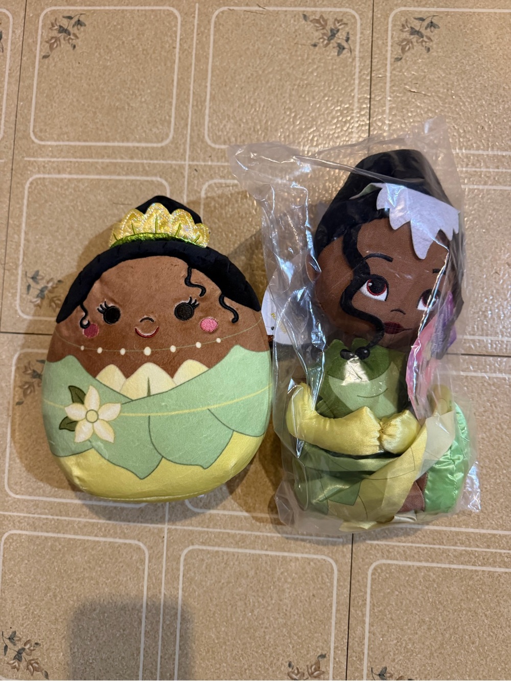 Tiana Plush Set - Green & Yellow Princess Dolls